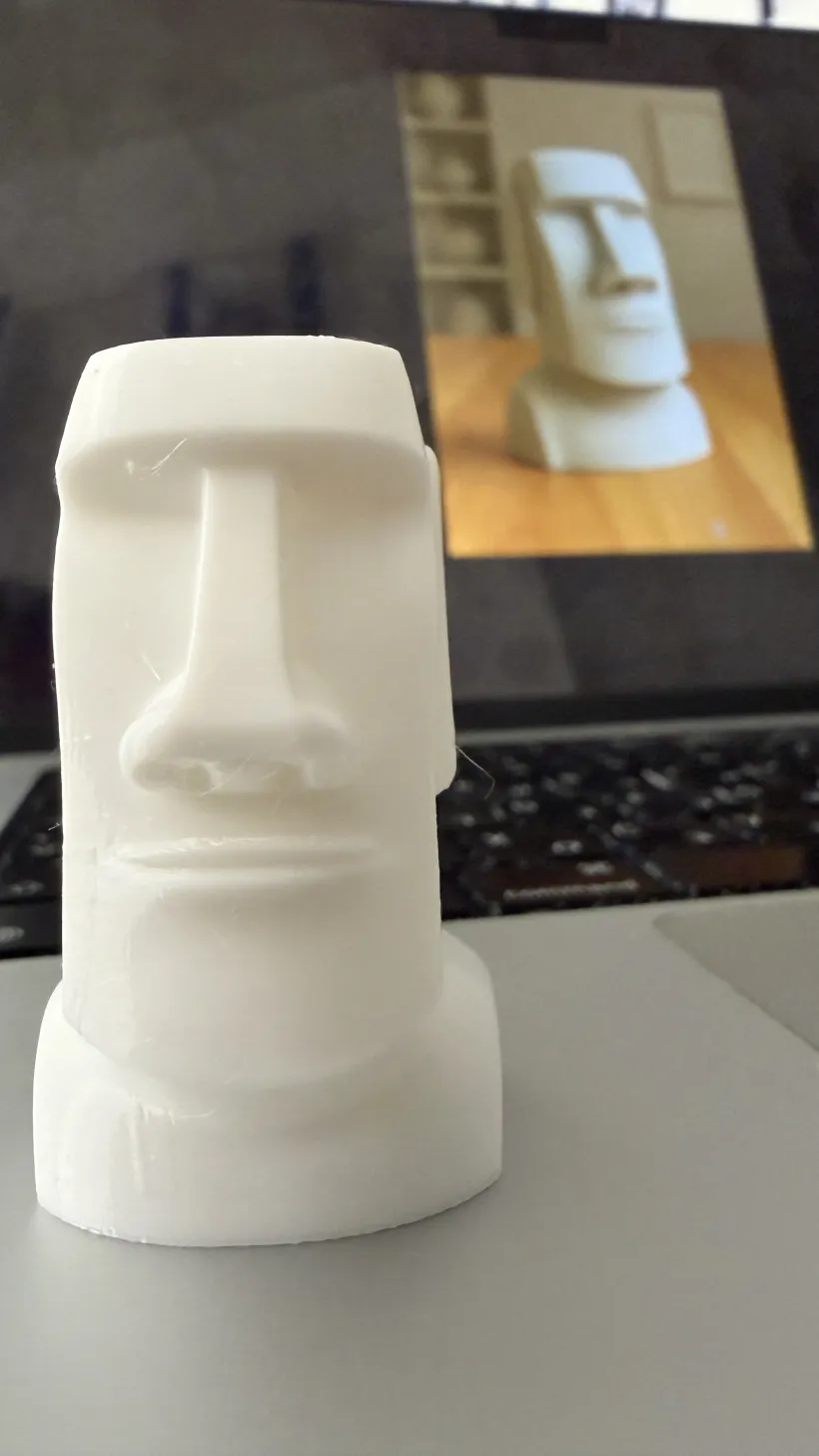 The 3D printed moai from one angle